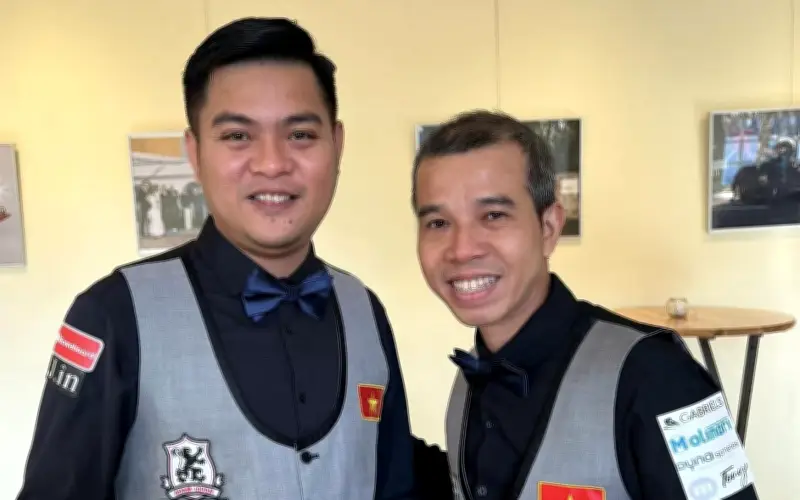 Trần Quyết Chiến và Nguyễn Trần Thanh Tự lội ngược dòng đưa Việt Nam vào bán kết billiards thế giới