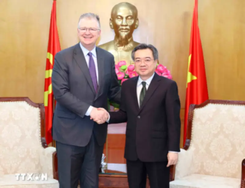 Trưởng Ban Chính sách Chiến lược TW tiếp Ủy viên HĐQT Tập đoàn The Asia Group