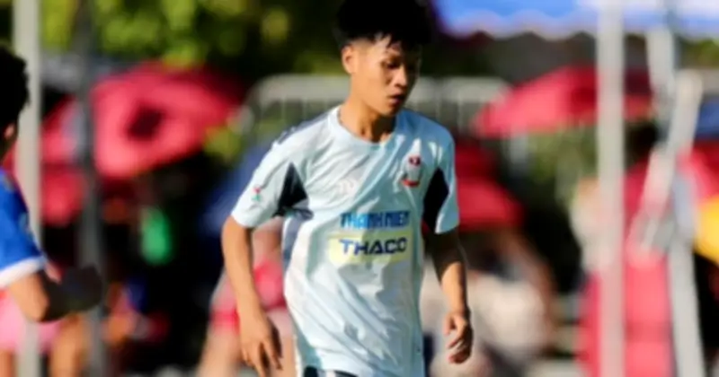 Trường ĐH Lào đối mặt trận chung kết sớm tại TNSV quốc tế THACO cup 2026