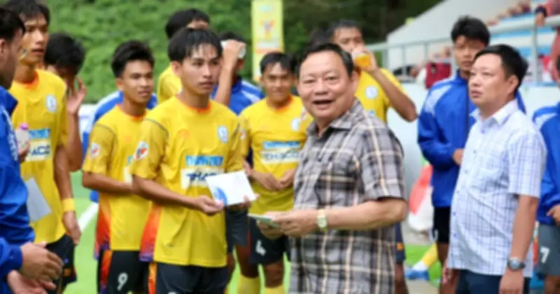 Trường ĐH Đồng Tháp chiến thắng nghịch cảnh, thắp sáng hy vọng tại TNSV THACO cup 2026