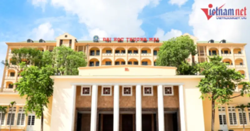 Trường ĐH Thương mại quy đổi IELTS 7.0 thành 10 điểm môn Ngoại ngữ