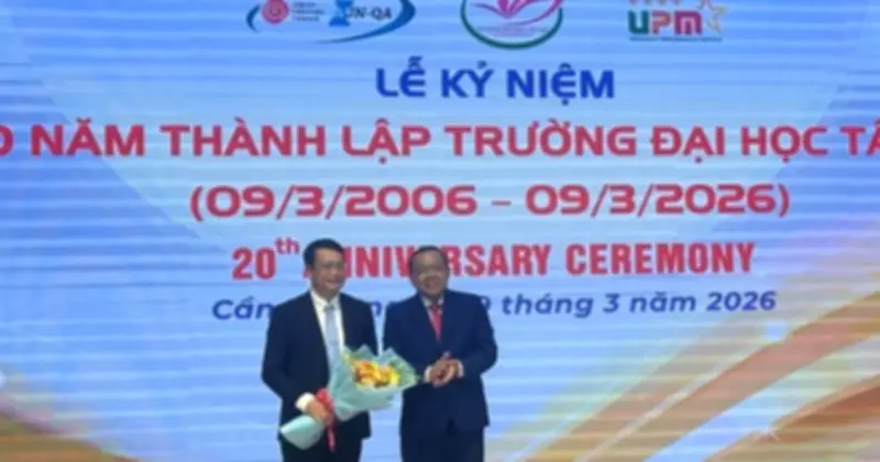 Trường ĐH Tây Đô kỷ niệm 20 năm thành lập với thành tích đào tạo ấn tượng