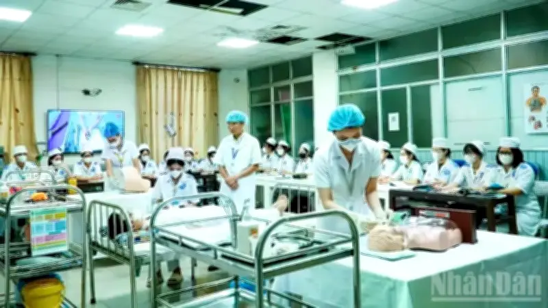 Trường Đại học Y Dược Thái Bình không xét tuyển bằng học bạ năm 2026