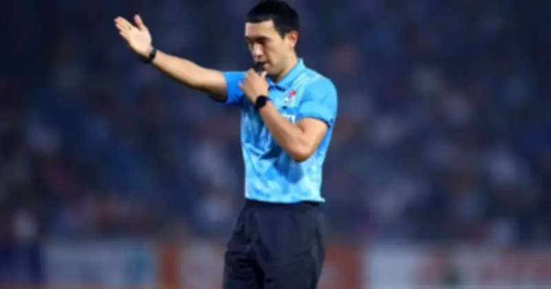 Trọng tài Hàn Quốc từng thổi bán kết AFF Cup điều hành trận đấu tâm điểm V-League
