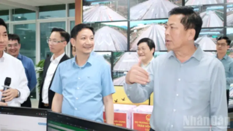 Trung tâm Back-End - 'Trái tim số' của hệ thống giao thông hiện đại Việt Nam