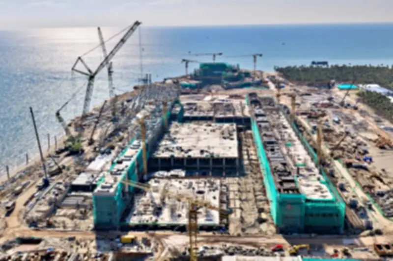 Trung tâm Hội nghị APEC lắp dàn thép mái, hoàn thành 90% kết cấu bê tông