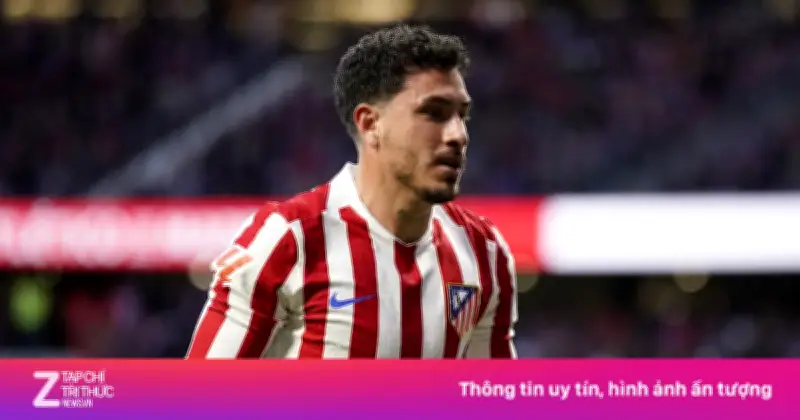 Trung vệ Atletico Gimenez: 'Chúng tôi là lũ hề trong rạp xiếc bóng đá'