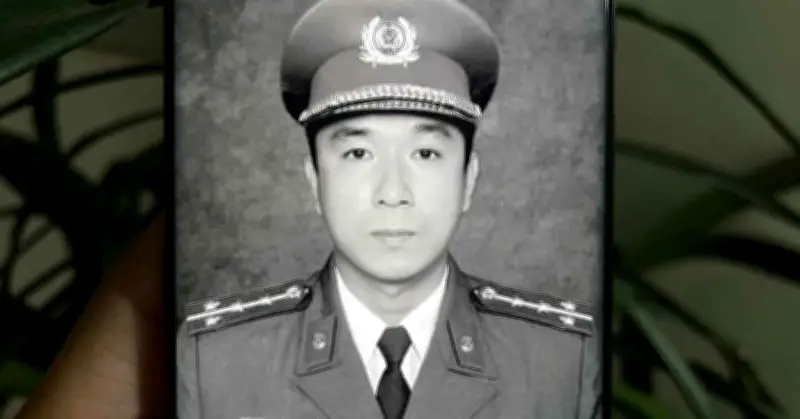 Truy thăng cấp bậc hàm Thiếu tá với Đại úy Công an hy sinh khi truy bắt cát tặc