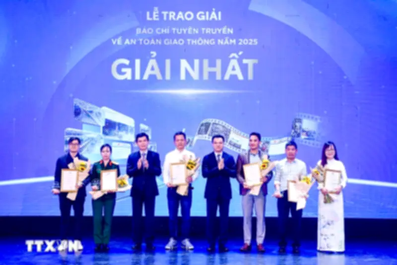 TTXVN xuất sắc giành giải Nhất Giải báo chí về an toàn giao thông năm 2025
