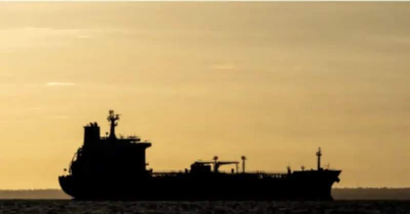 Tàu chở hàng trăm thùng dầu Nga đang hướng về Cuba giữa căng thẳng quốc tế