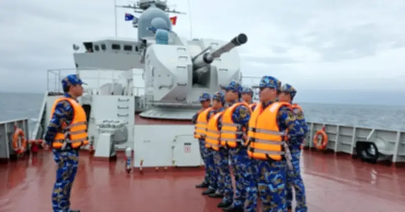 Tàu hộ vệ Quang Trung của Việt Nam thả neo tại Úc, sẵn sàng tham gia lễ duyệt binh hải quân quốc tế