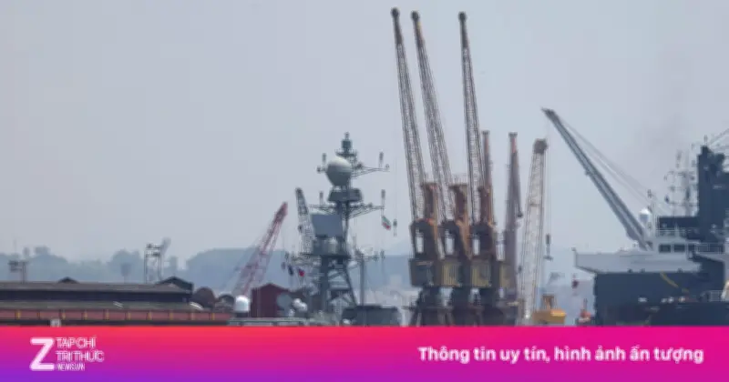 Tàu ngầm Mỹ bắn chìm chiến hạm Iran ngoài khơi Sri Lanka, 80 người thiệt mạng