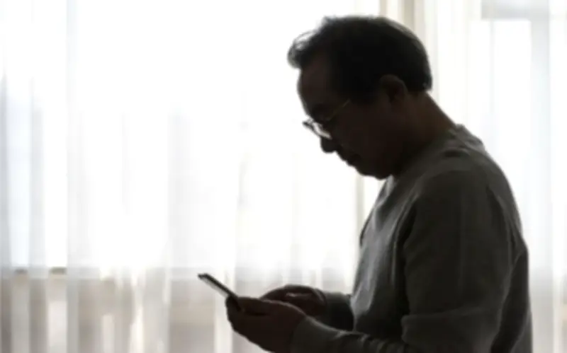 Tuổi già của cụ ông có con cháu cấp tiền đều đặn: Thứ tôi cần không phải là tiền