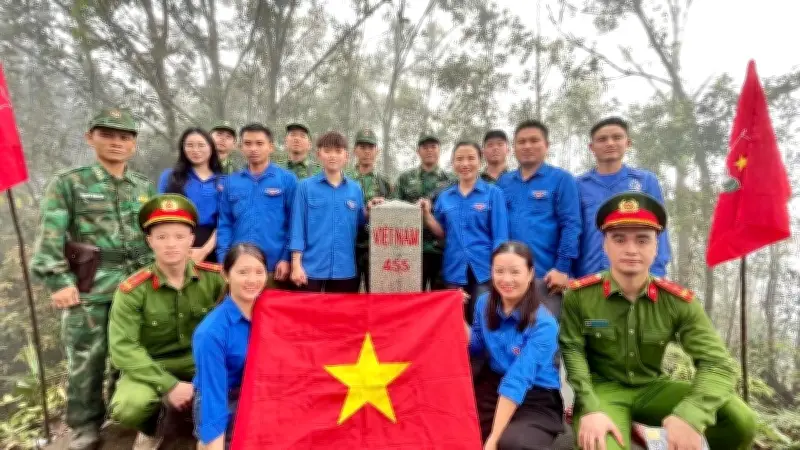 Tuổi Trẻ Biên Phòng Nghệ An Vượt Rừng, Giữ Vững Chủ Quyền Trong Tháng Ba Biên Giới