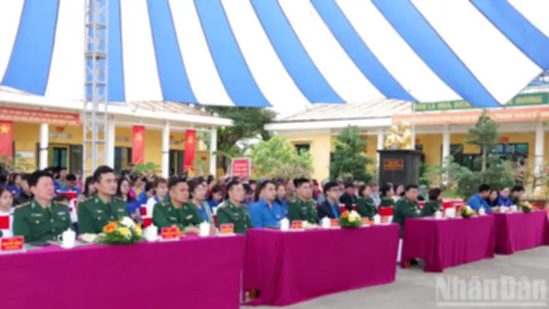 Tuổi trẻ Hải Phòng ra quân hưởng ứng Tháng Thanh niên và Tháng Ba biên giới tại Cát Hải