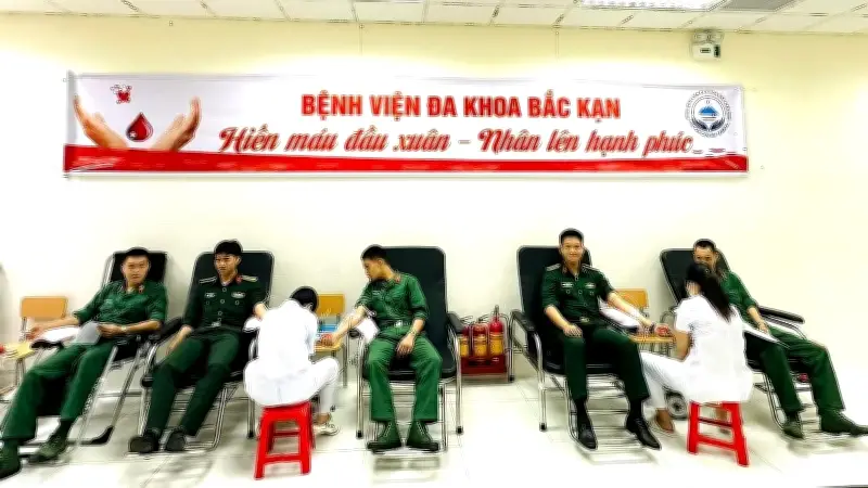 Tuổi trẻ lực lượng vũ trang Thái Nguyên tự hào tiến bước dưới cờ Đảng