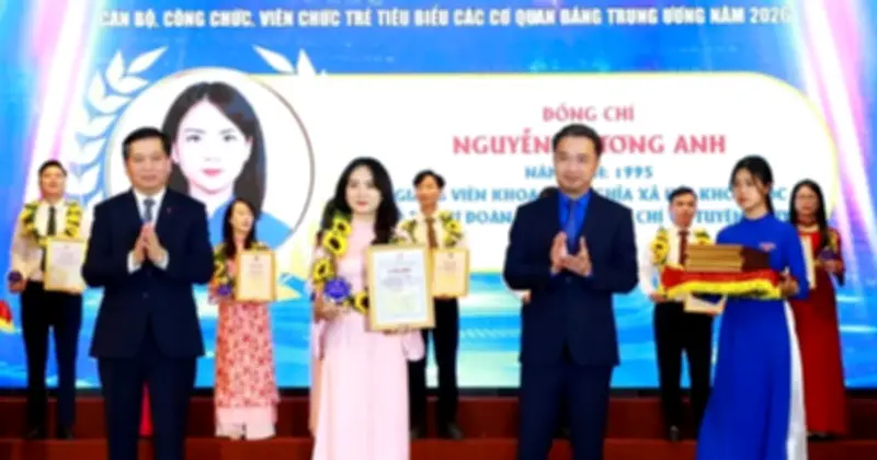 Tuyên dương 40 cán bộ trẻ tiêu biểu các cơ quan Đảng T.Ư nhân kỷ niệm 95 năm thành lập Đoàn
