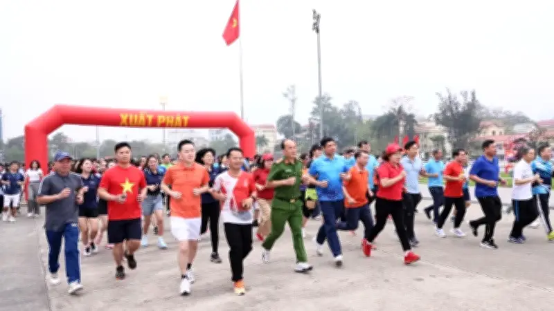 Tuyên Quang sôi động với Ngày chạy Olympic thu hút 3.000 người tham gia