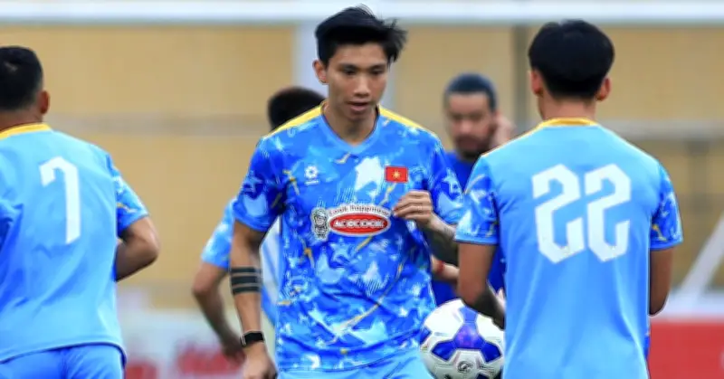 Tuyển Việt Nam tập đầy đủ, sẵn sàng thử nghiệm nhân sự trước trận giao hữu với Bangladesh