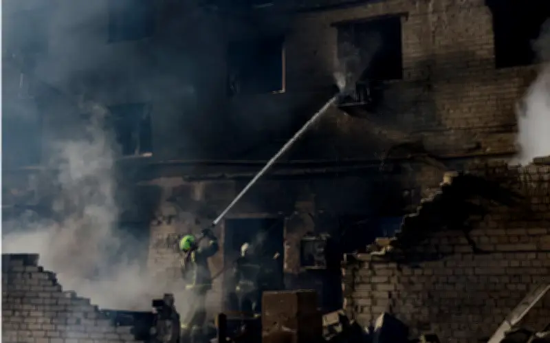 Ukraine báo cáo cuộc tấn công quy mô lớn của Nga, gây thiệt hại dân sự và hạ tầng năng lượng