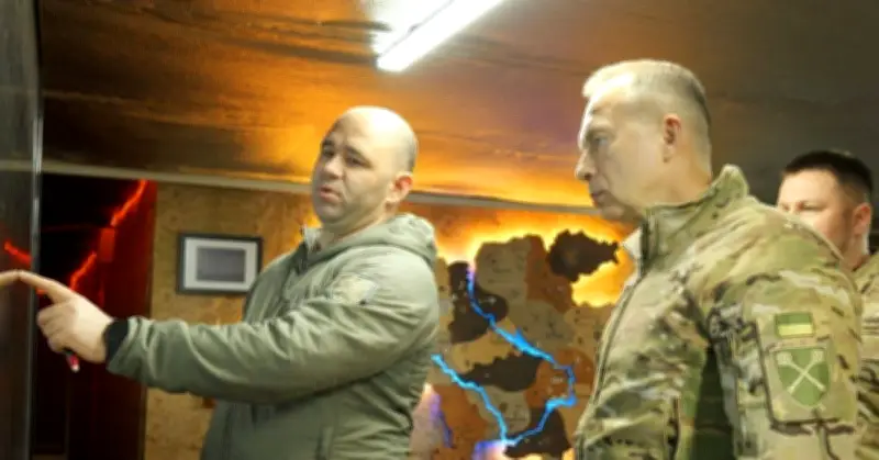 Ukraine Tái Chiếm Lãnh Thổ Phía Nam, Canada Trừng Phạt Hạm Đội Bóng Tối Nga