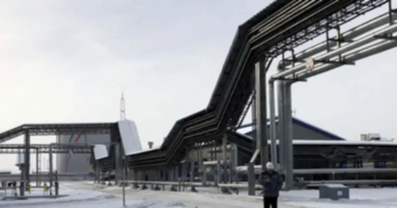 Ukraine Tấn Công Cảng Dầu Nga, Áp Lực Tài Chính Đè Nặng Trong Bối Cảnh NATO Tăng Chi