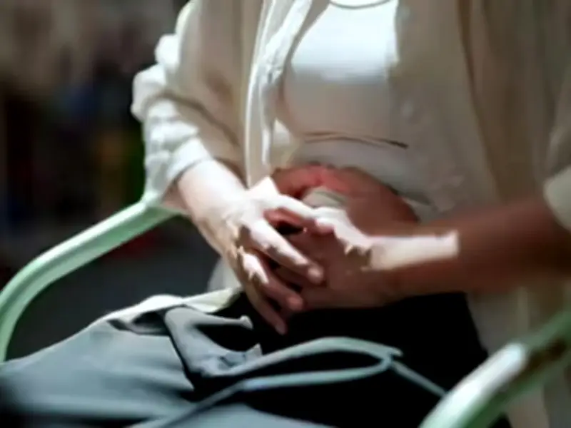 Ung thư đại trực tràng trẻ hóa: Hồi chuông cảnh báo từ lối sống hiện đại