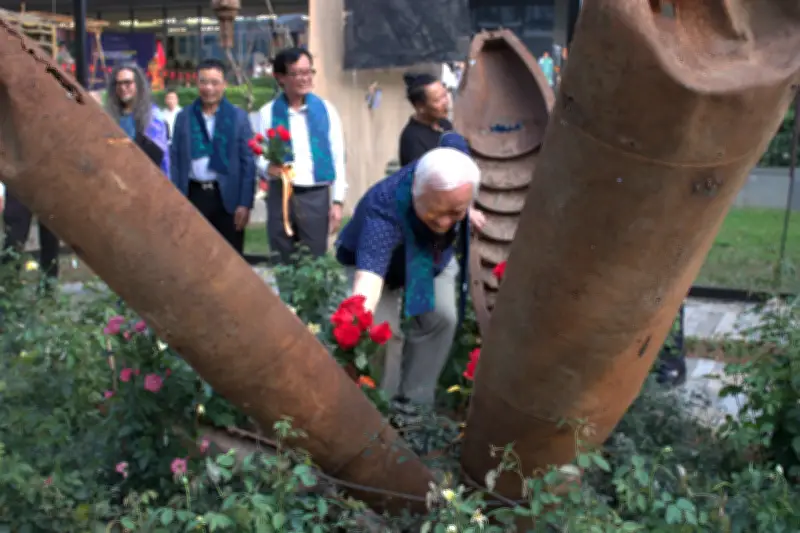 Vỏ bom xác máy bay Mỹ nổ hóa trong trưng bày Chiến tranh và Hòa bình