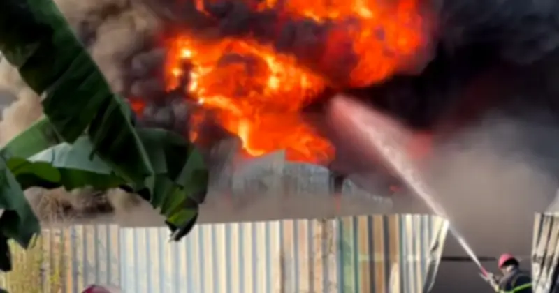 Vụ cháy kho phế liệu ở Củ Chi: Tái cháy sau 5 giờ, nguyên nhân đang được điều tra