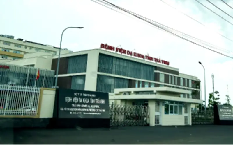 Vụ nổ hộp bánh tại Bệnh viện Đa khoa Trà Vinh: Một phụ nữ bị bỏng, cơ quan chức năng khẩn trương điều tra