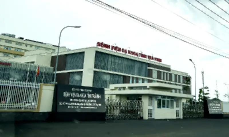 Vụ nổ hộp bánh tại bệnh viện Trà Vinh: Một người bị thương, phát hiện chất nổ tự chế