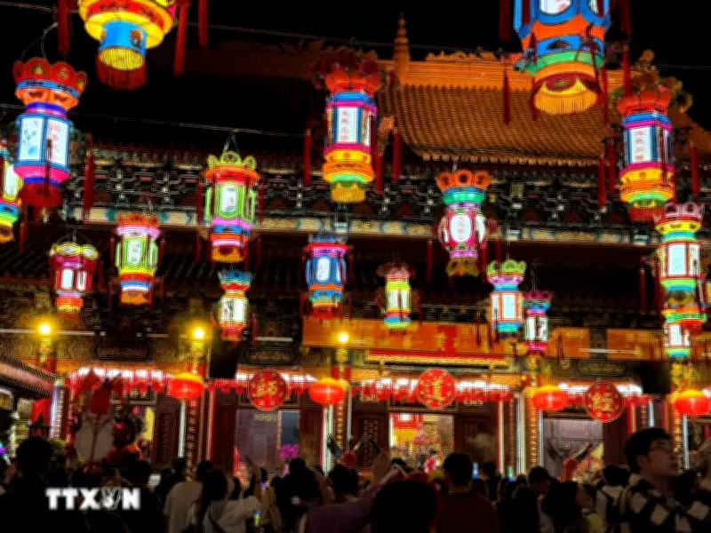 Vẻ đẹp rực rỡ của Lễ hội đèn lồng Tết Nguyên Tiêu tại Hồng Kông