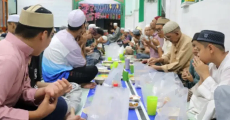 Vì Sao Giờ Xả Chay Ramadan Thay Đổi Từng Ngày Tại TP.HCM?