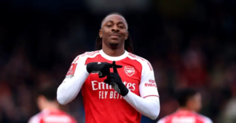 Valverde Giải Cứu Real Madrid, Arsenal Thanh Lý Hàng Loạt Cầu Thủ