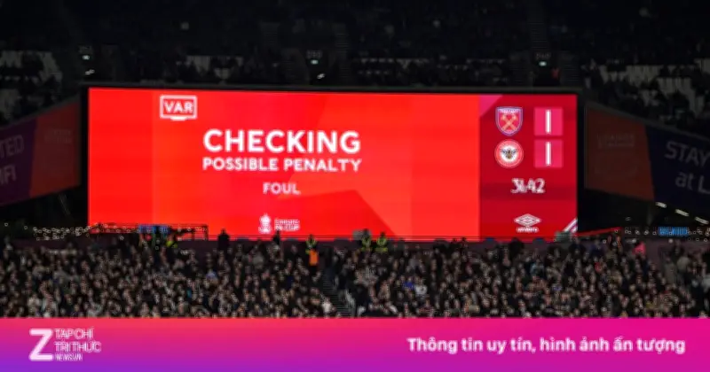 VAR Trở Thành 'Cái Gai' Trong Mắt Cổ Động Viên Anh: 75% Phản Đối