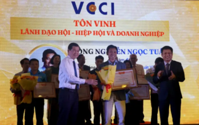 VCCI Gặp Gỡ Doanh Nhân TP.HCM: Kỳ Vọng Tăng Trưởng Hai Con Số Năm 2026