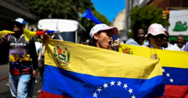 Venezuela: Lương tối thiểu chỉ 0,28 USD/tháng, người dân khốn đốn giữa lạm phát phi mã