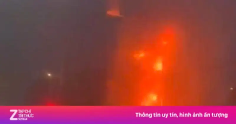 Video Clip Ghi Lại Cảnh Cháy Trụ Điện Tại TP.HCM, Cảnh Báo Nguy Cơ An Toàn