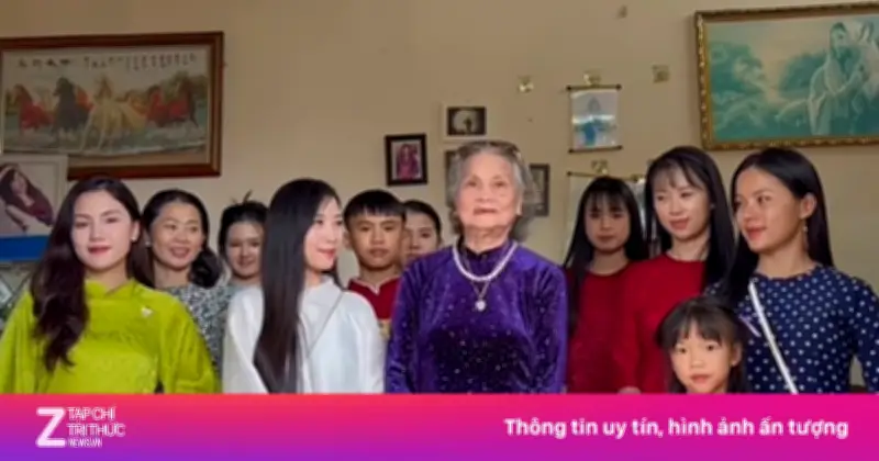 Video Cảm Động: Bà Ngoại 96 Tuổi Lần Đầu Tiên Trò Chuyện Qua Màn Hình