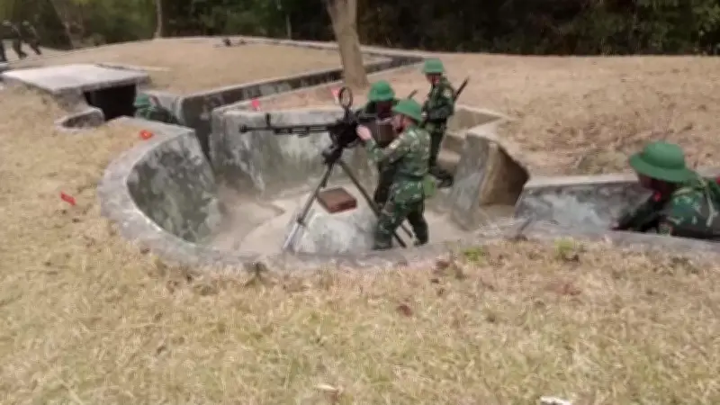 Video ghi lại khoảnh khắc bình yên và nhộn nhịp tại ngày hội lớn ở Hà Nội