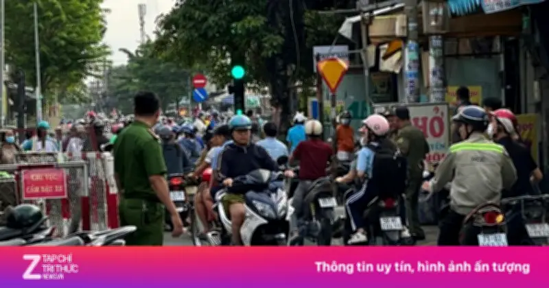 Video hiện trường vụ cháy quán lẩu ở TP.HCM, nhiều người hoảng loạn tháo chạy