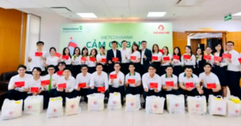 Vietcombank TP.HCM hiến 222 đơn vị máu, hưởng ứng Chủ Nhật Đỏ 2026