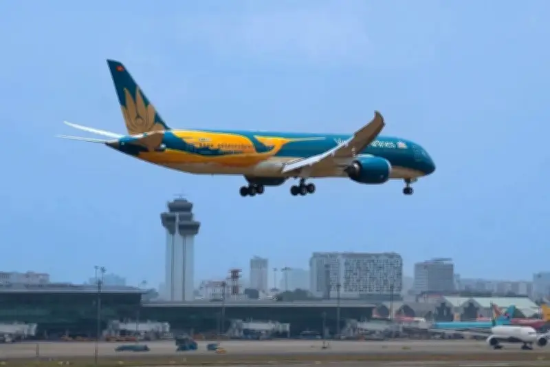 Vietnam Airlines Gặp Khó Trên Đường Bay Châu Âu, Giá Vé Chạm Mốc 150 Triệu Đồng