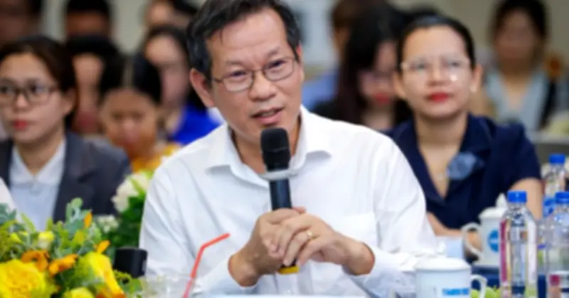 Vietnam Airlines đối mặt 'cơn lốc ngược' từ giá nhiên liệu tăng phi mã