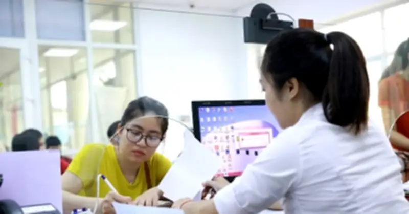 Viên chức chuyển đơn vị: Không thôi việc nhưng phải ký hợp đồng mới