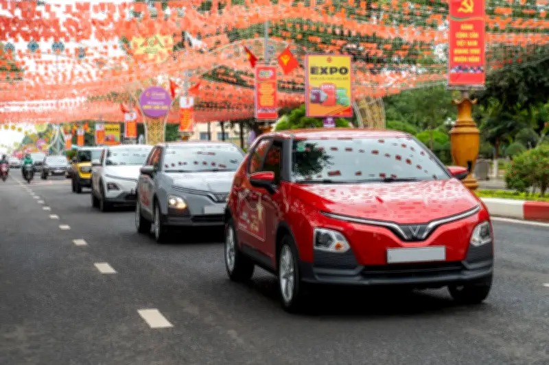 VinFast Thiết Lập Kỷ Lục Mới: 3.520 Đơn Hàng Ô Tô Điện Hoàn Tất Trong Một Ngày