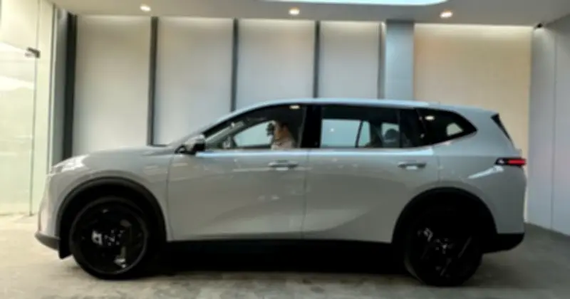 VinFast VF MPV 7: Chỉ 750 Triệu Đồng Lăn Bánh, Giải Pháp Tài Chính Thông Minh Cho Gia Đình