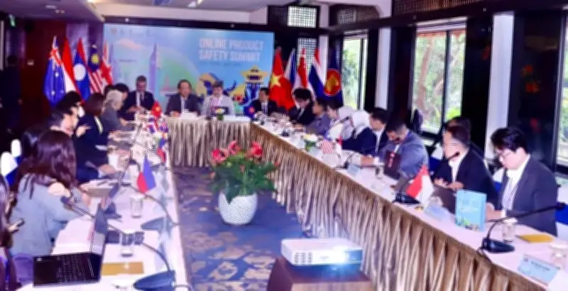 Việt Nam - Anh Quốc hợp tác quản lý thương mại điện tử xuyên biên giới