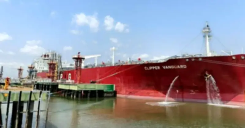 Việt Nam Chủ Động Đảm Bảo Nguồn Cung LPG Trước Căng Thẳng Trung Đông