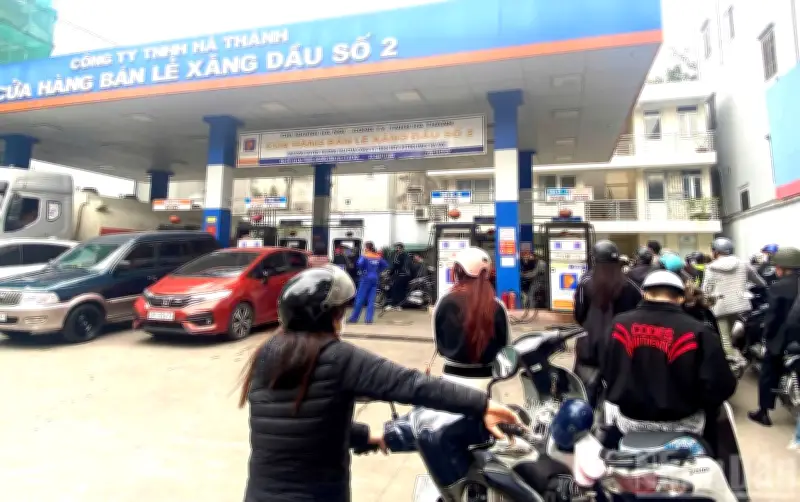 Việt Nam Chủ Động Ổn Định Nguồn Cung Xăng Dầu Giữa Biến Động Giá Toàn Cầu